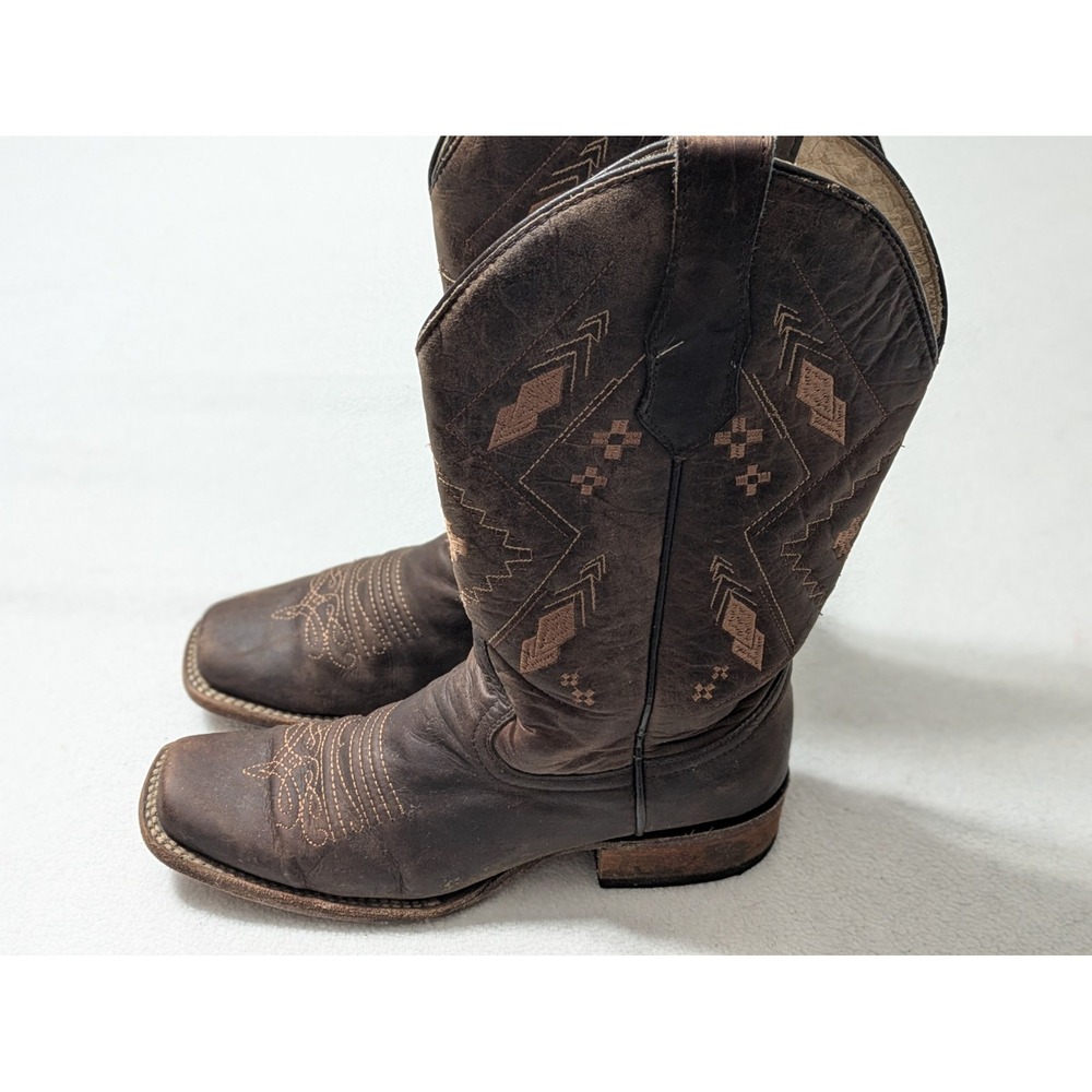 CIRCLE G by CORRAL Women's Black/Brown Distressed Arrowhead Boots Sz 8